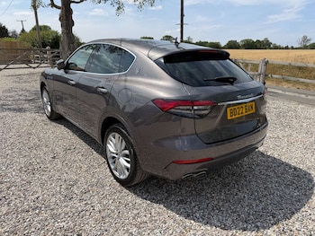 Used Maserati Levante 2022 for sale - 79322322: Photo