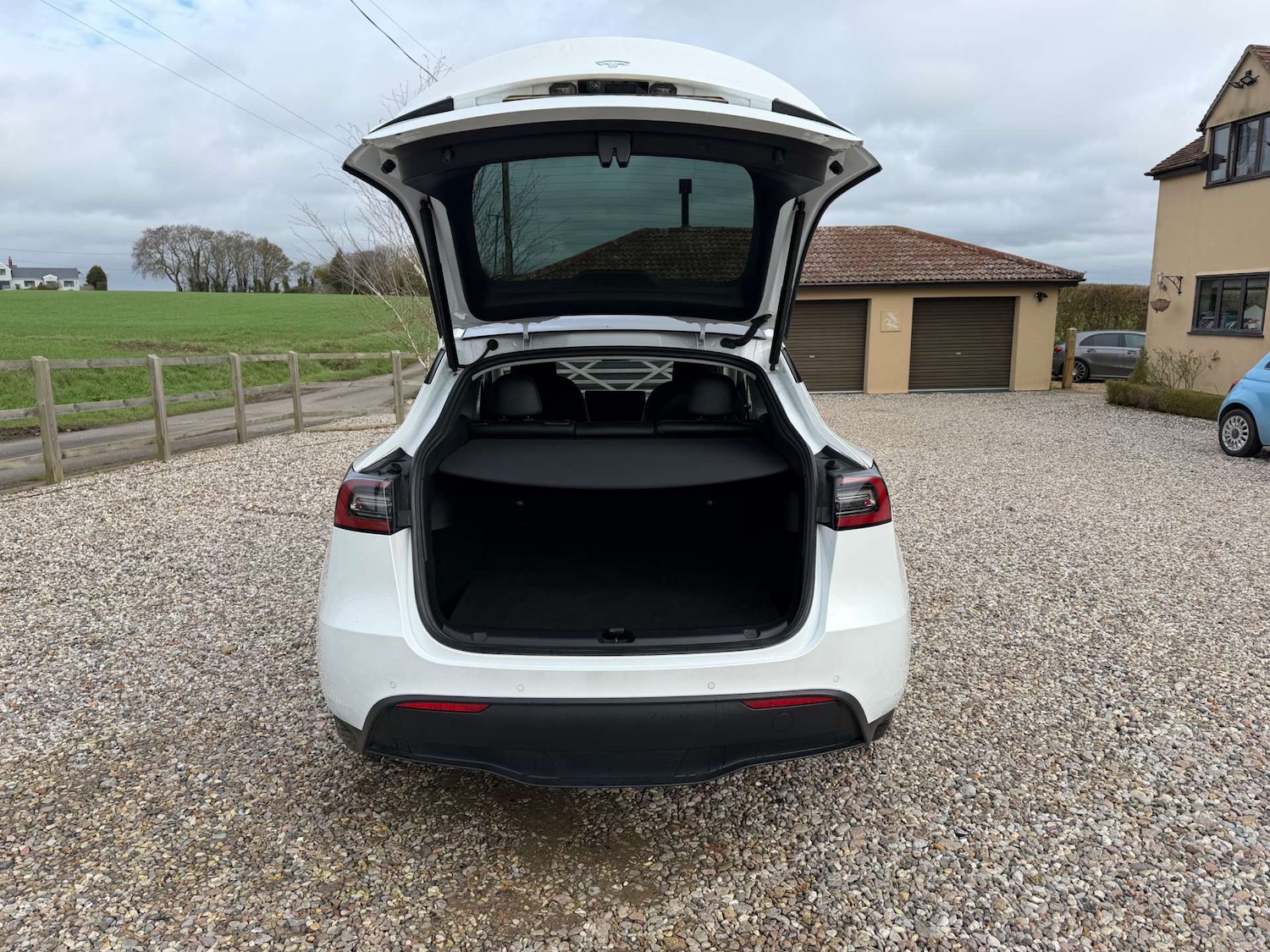 Used Tesla Model Y 2022 for sale - 77707529: Photo 9