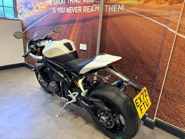 Used Triumph SPEED TRIPLE 1200 RR 2022 for sale - 78841364: Photo 10