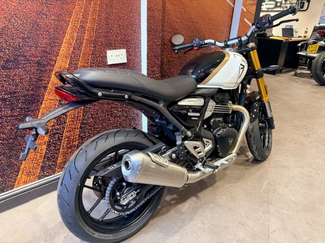 Used Triumph SPEED 400 for sale - 78782226: Photo 3