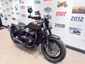 Used Triumph BONNEVILLE BOBBER BLACK 2020 for sale - bike-78145921: Photo