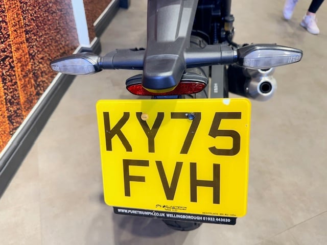 Triumph SCRAMBLER 400 X