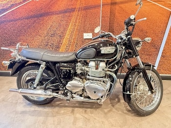 Used Triumph BONNEVILLE T100 2005 for sale - bike-77643519: Photo
