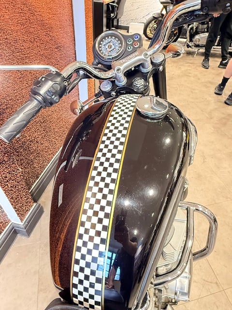 Triumph BONNEVILLE T100