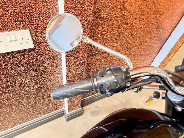 Triumph BONNEVILLE T100