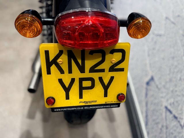 Triumph BONNEVILLE T100