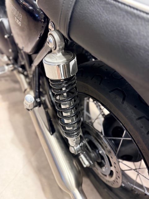 Triumph BONNEVILLE T100