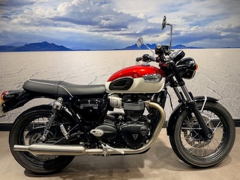 Used Triumph BONNEVILLE T100 2022 for sale - bike-78018249: Photo