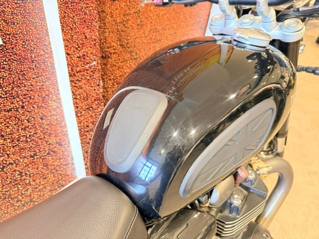 Used Triumph SPEED TWIN 1200 2022 for sale - 78782229: Photo 8