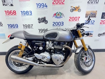 Used Triumph THRUXTON R 2016 for sale - bike-78145922: Photo