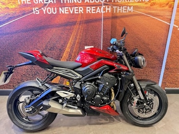 Used Triumph STREET TRIPLE 765 RS 2025 for sale - bike-77837111: Photo