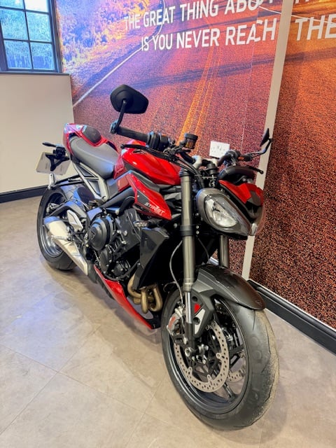Triumph STREET TRIPLE 765 RS
