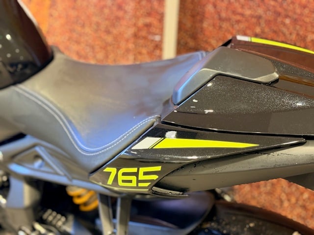 Triumph STREET TRIPLE 765 RS