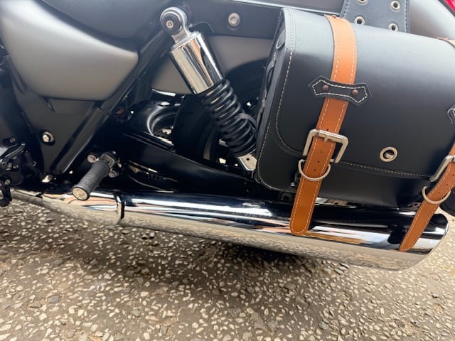 Triumph THUNDERBIRD STORM