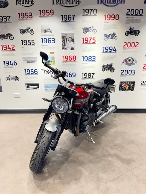 Triumph SPEED TWIN 1200