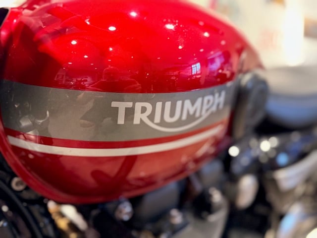 Triumph SPEED TWIN 1200