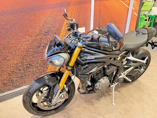 Triumph SPEED TRIPLE 1200 RS