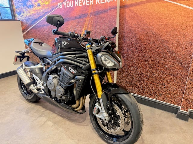 Triumph SPEED TRIPLE 1200 RS