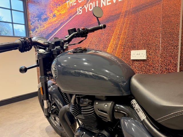 Royal Enfield SHOTGUN 650