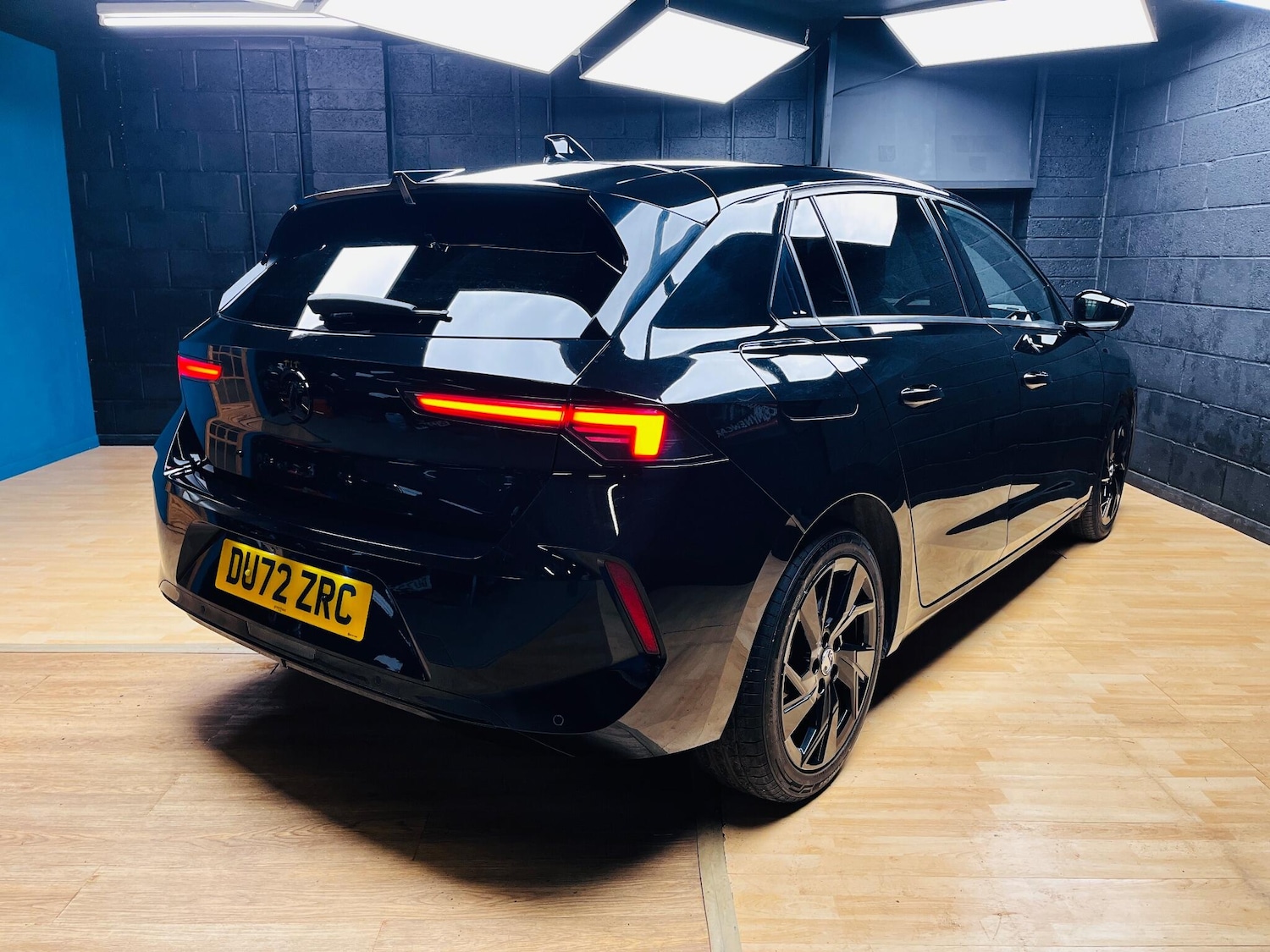 Used Vauxhall Astra for sale - 77549777: Photo 15