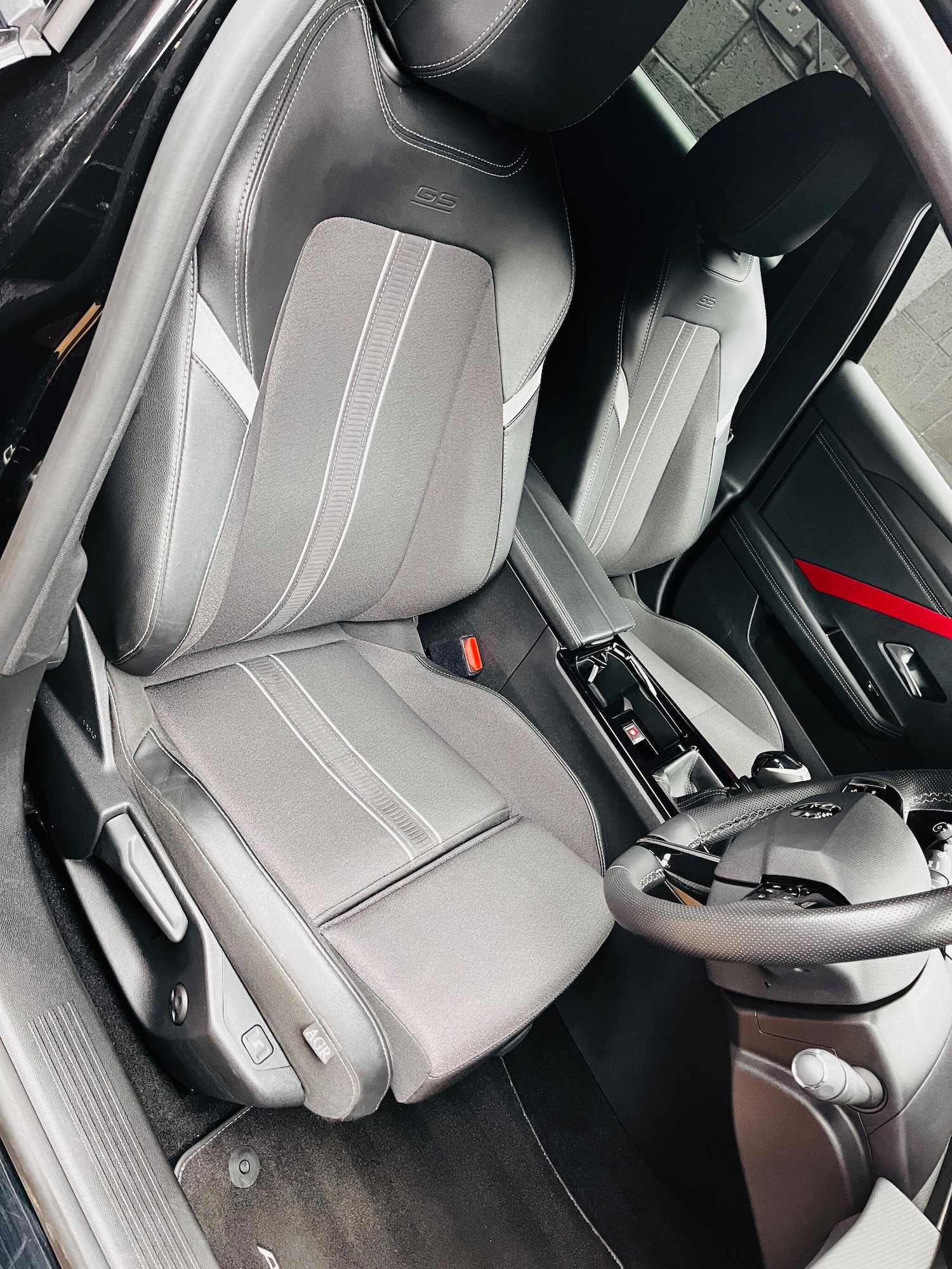 Used Vauxhall Astra for sale - 77549777: Photo 28