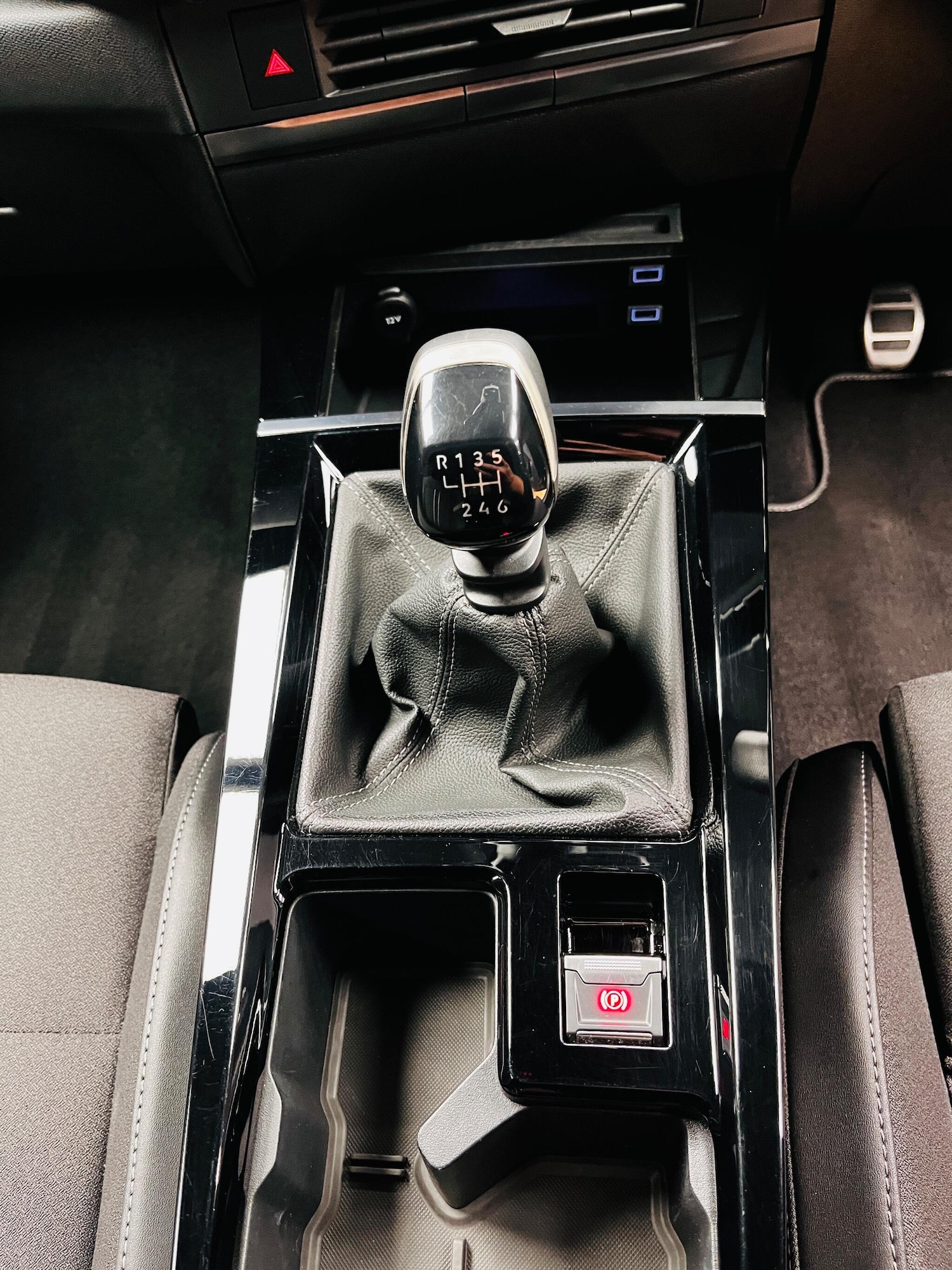 Used Vauxhall Astra for sale - 77549777: Photo 33