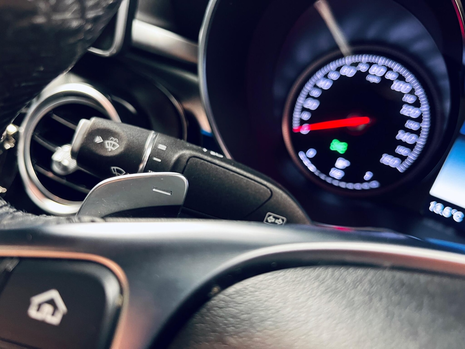 Used Mercedes-Benz GLC 2018 for sale - 77738431: Photo 27