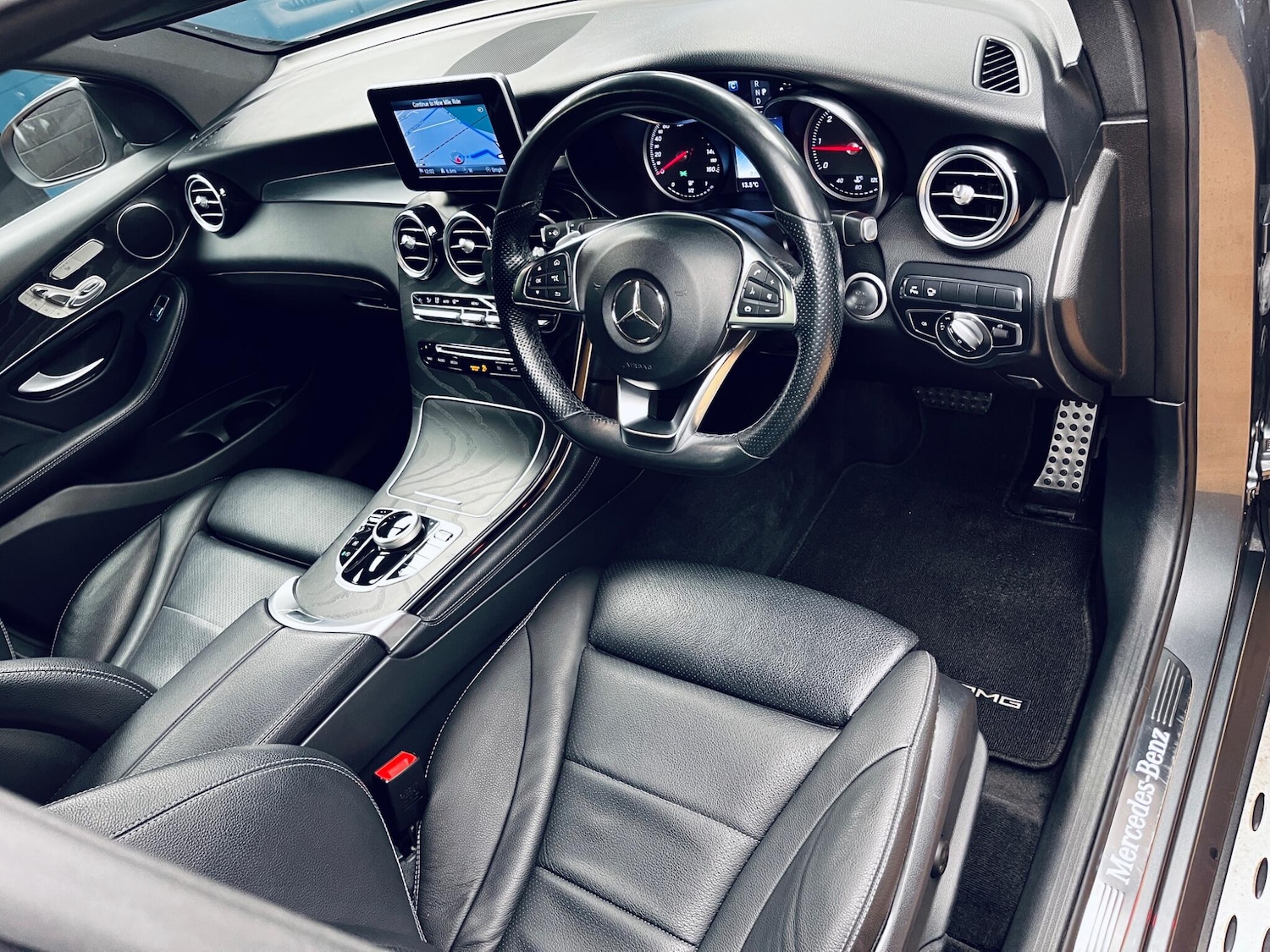 Used Mercedes-Benz GLC 2018 for sale - 77738431: Photo 4