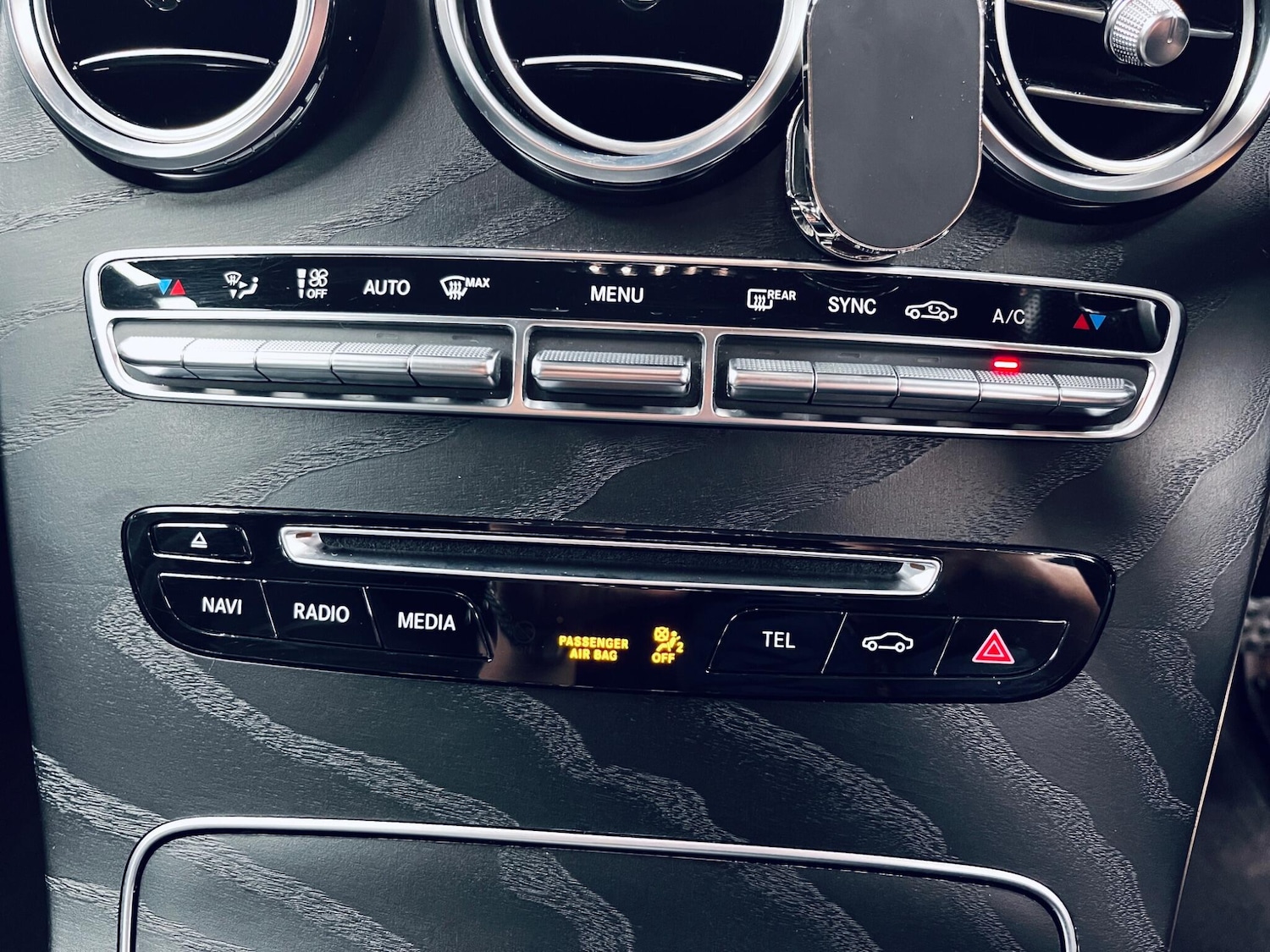 Used Mercedes-Benz GLC 2018 for sale - 77738431: Photo 47