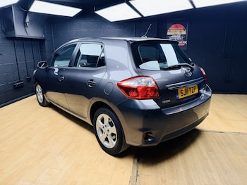 Used Toyota Auris 2011 for sale - 79487716: Photo