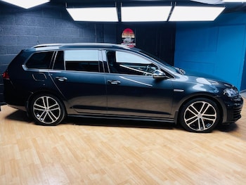 Used Volkswagen Golf 2016 for sale - 79467636: Photo