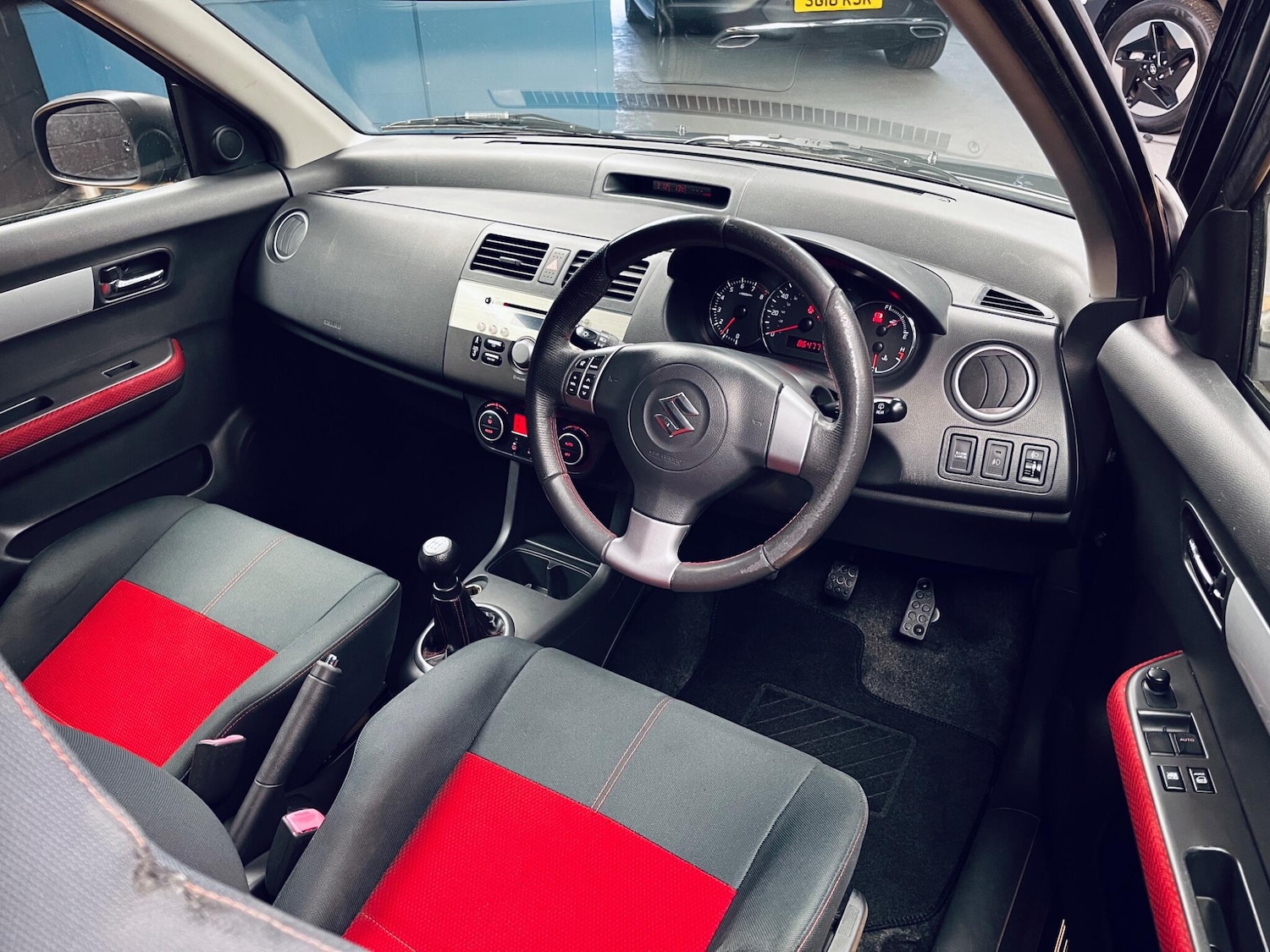 Used Suzuki Swift for sale - 77705562: Photo 4