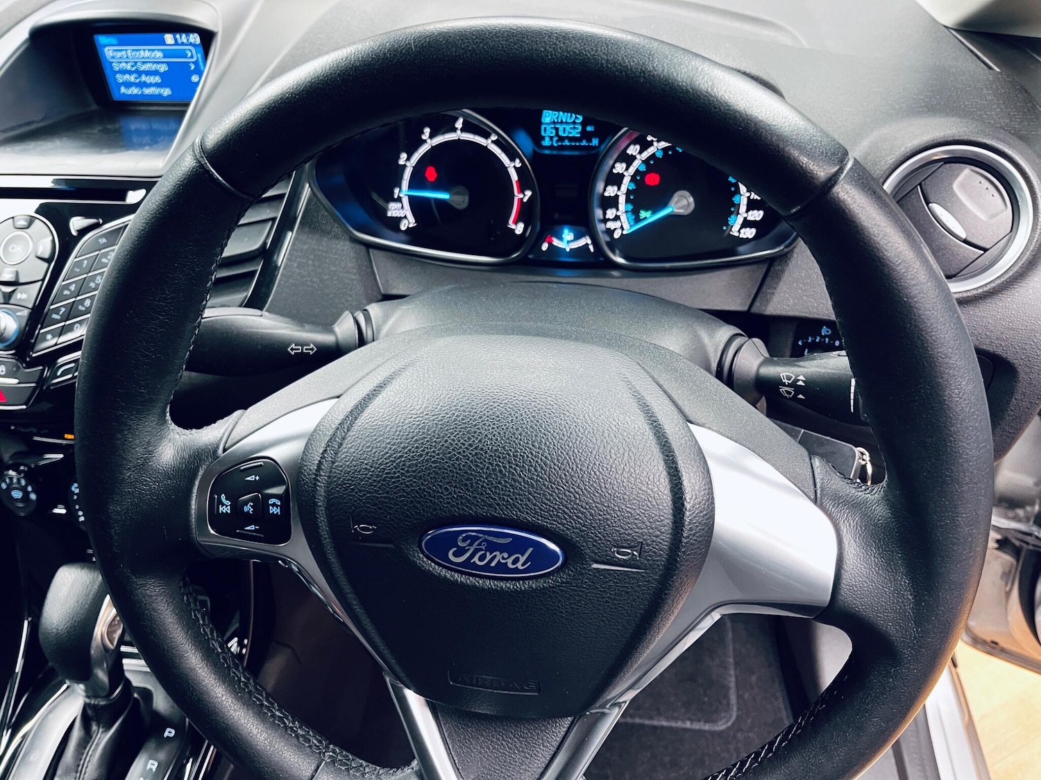 Used Ford Fiesta 2016 for sale - 77853283: Photo 24