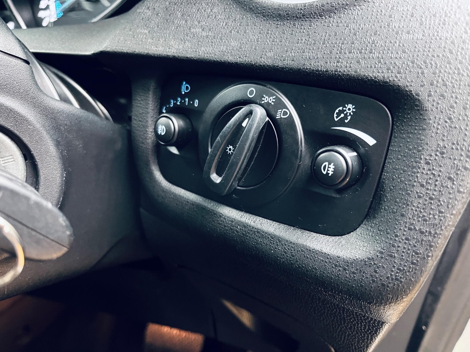 Used Ford Fiesta 2016 for sale - 77853283: Photo 35