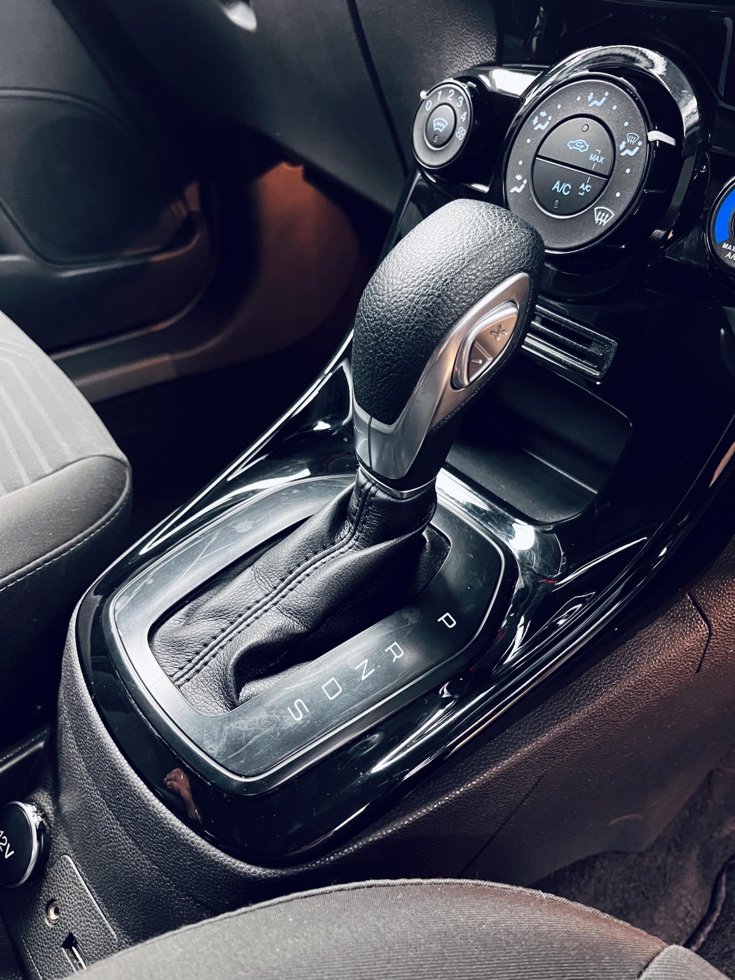 Used Ford Fiesta 2016 for sale - 77853283: Photo 40