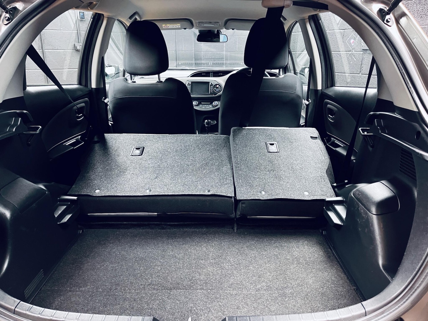 Used Toyota Yaris for sale - 78115802: Photo 50