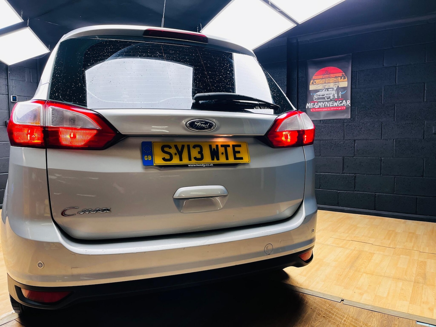 Used Ford Grand C-Max 2013 for sale - 77550328: Photo 19