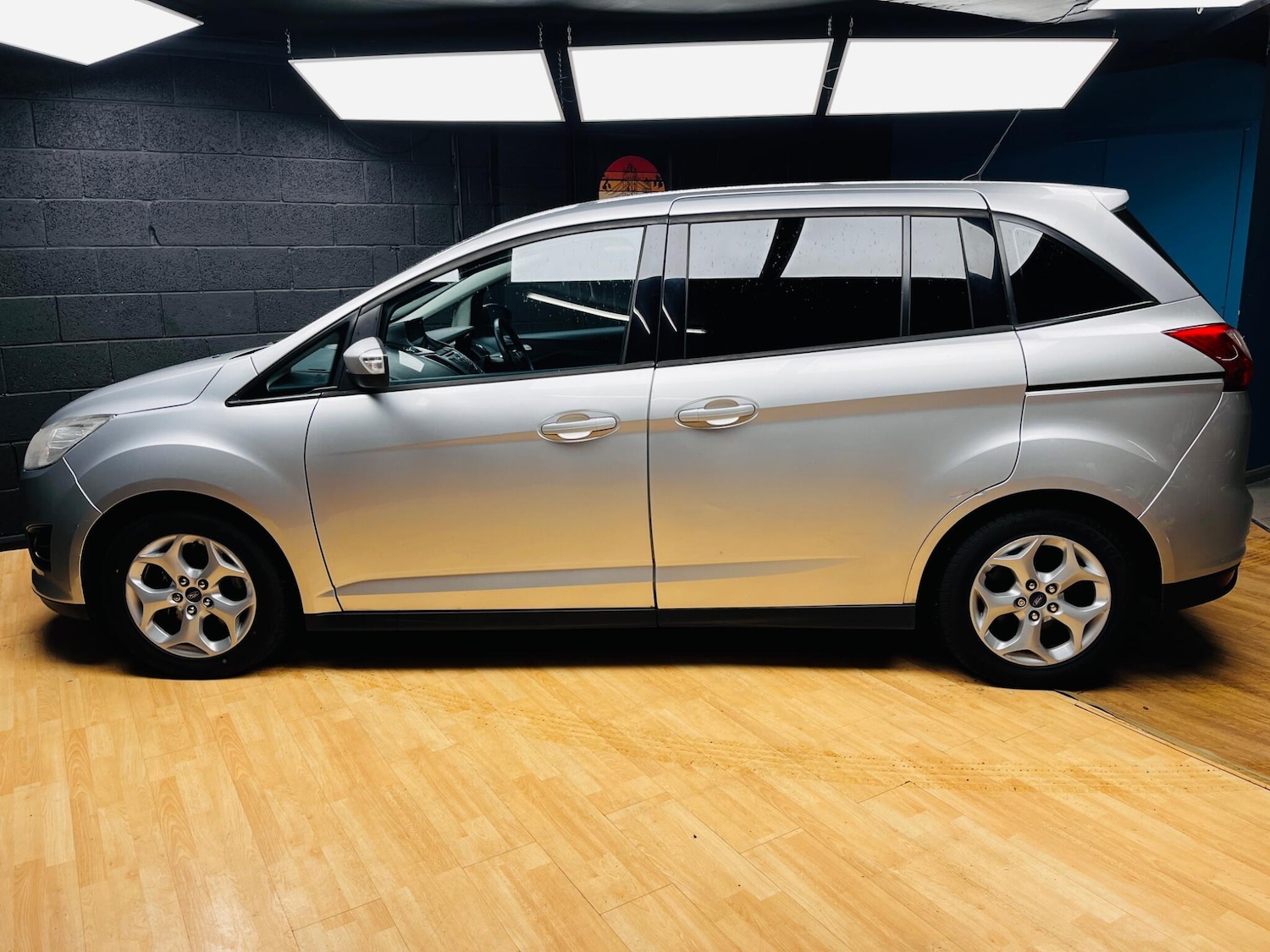 Used Ford Grand C-Max 2013 for sale - 77550328: Photo 20