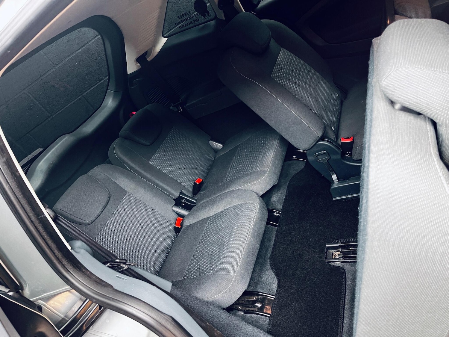 Used Ford Grand C-Max 2013 for sale - 77550328: Photo 35