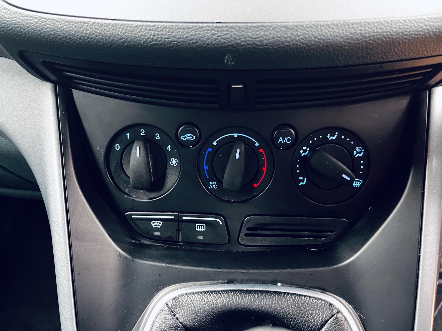 Used Ford Grand C-Max 2013 for sale - 77550328: Photo 39