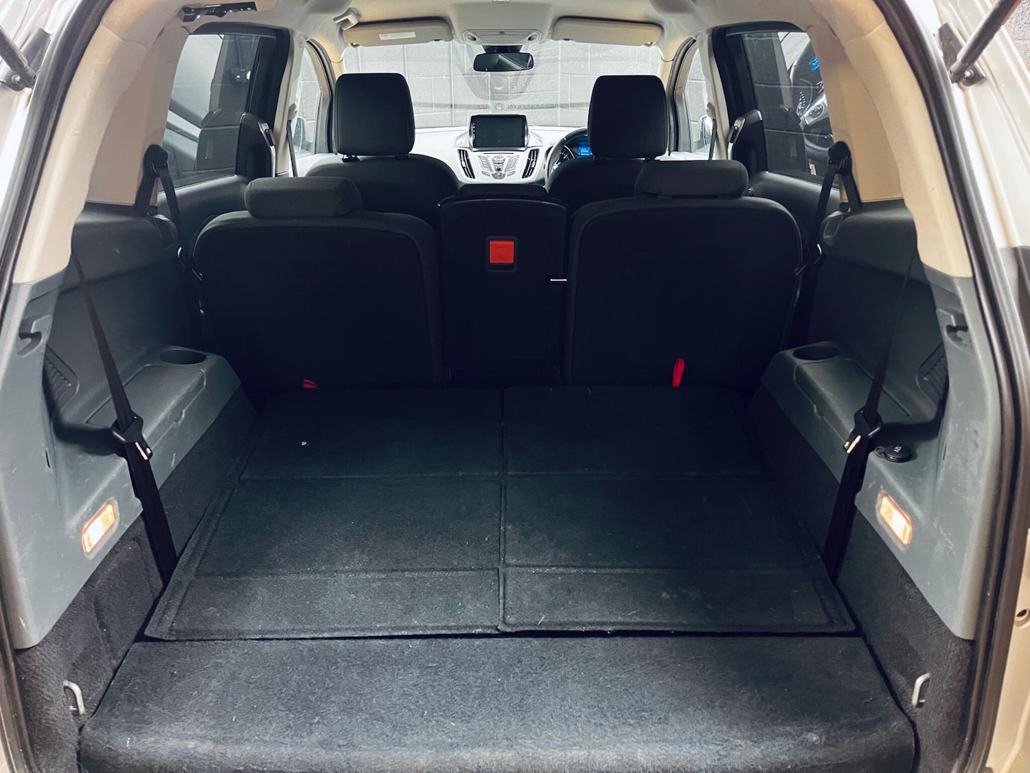 Used Ford Grand C-Max 2013 for sale - 77550328: Photo 49