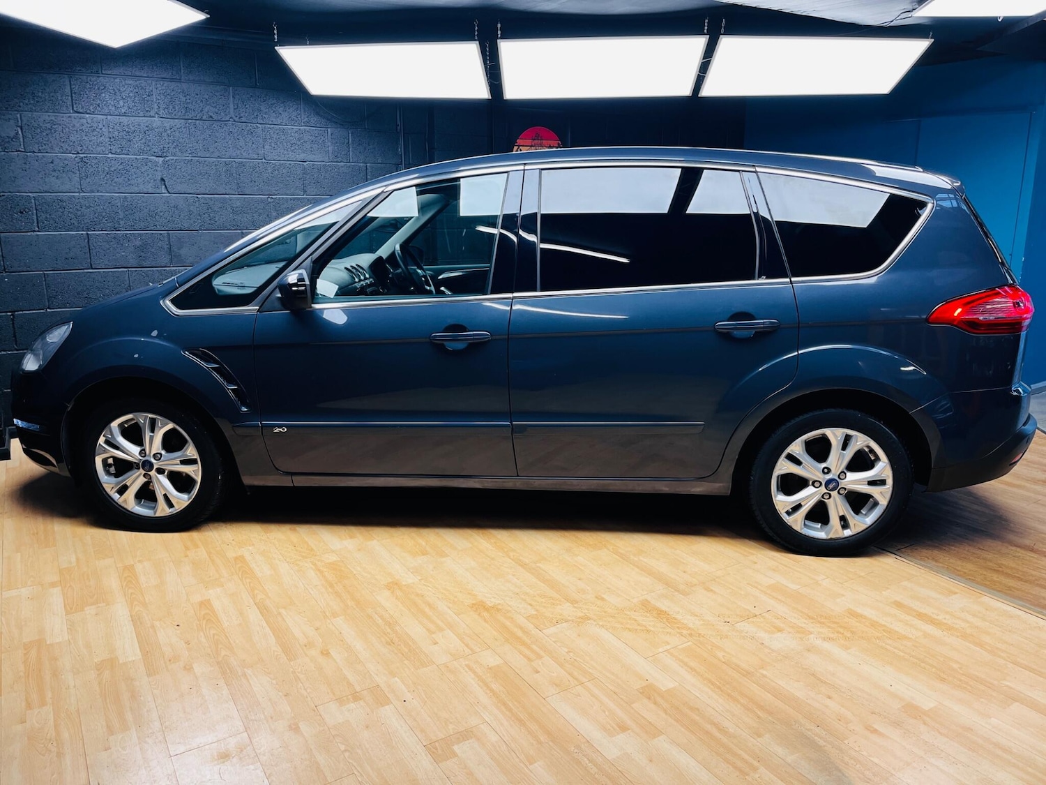 Used Ford S-Max 2011 for sale - 77550349: Photo 19