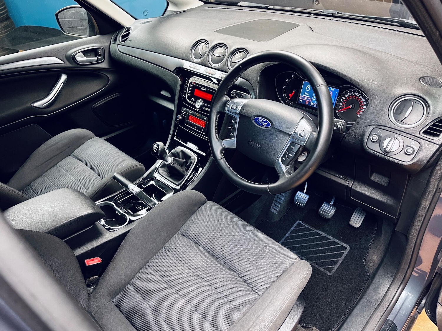 Used Ford S-Max 2011 for sale - 77550349: Photo 22