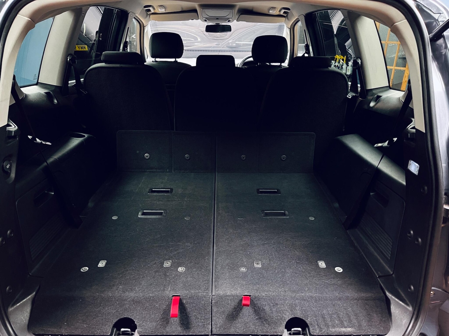 Used Ford S-Max 2011 for sale - 77550349: Photo 45