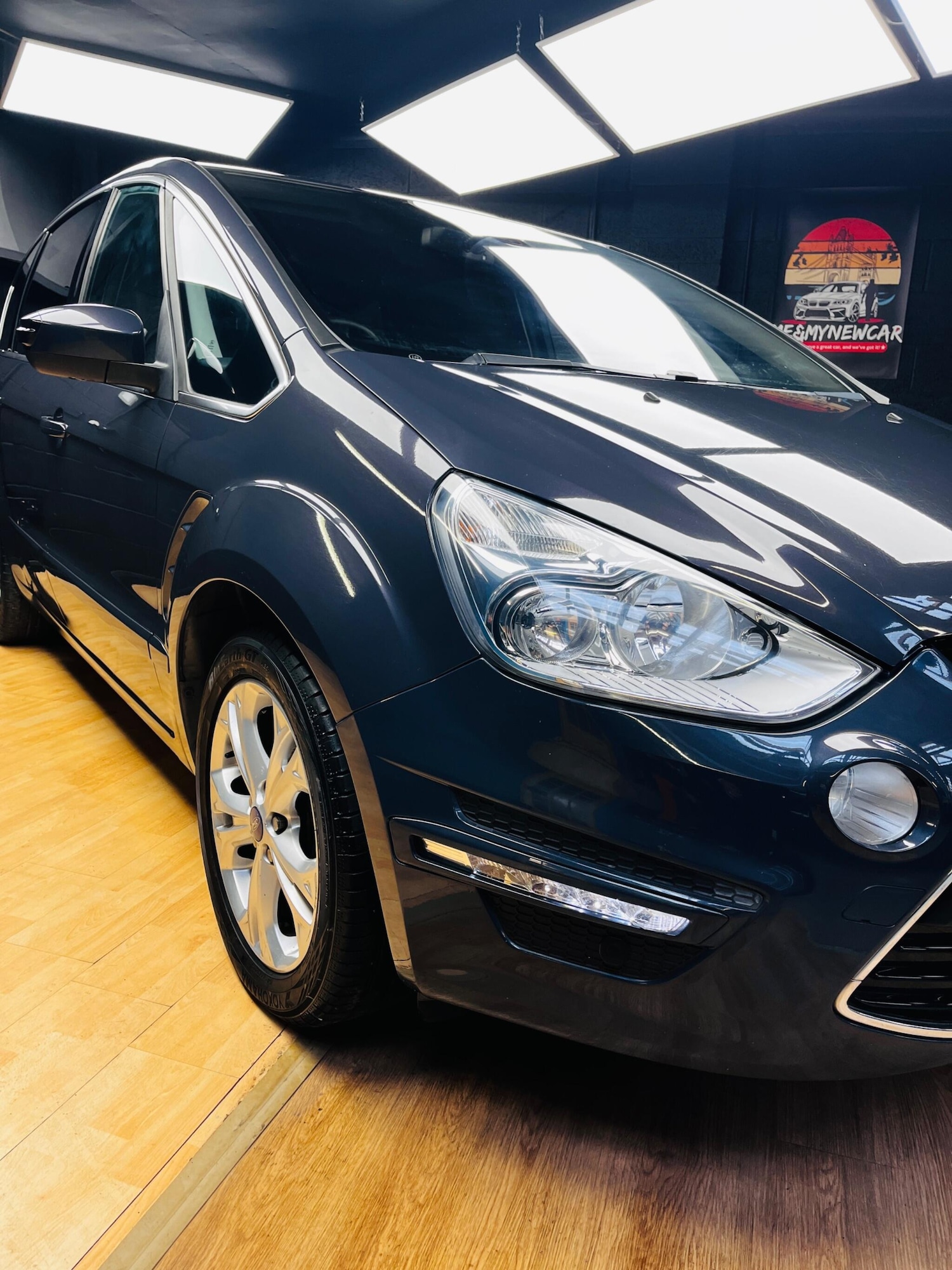 Used Ford S-Max 2011 for sale - 77550349: Photo 8