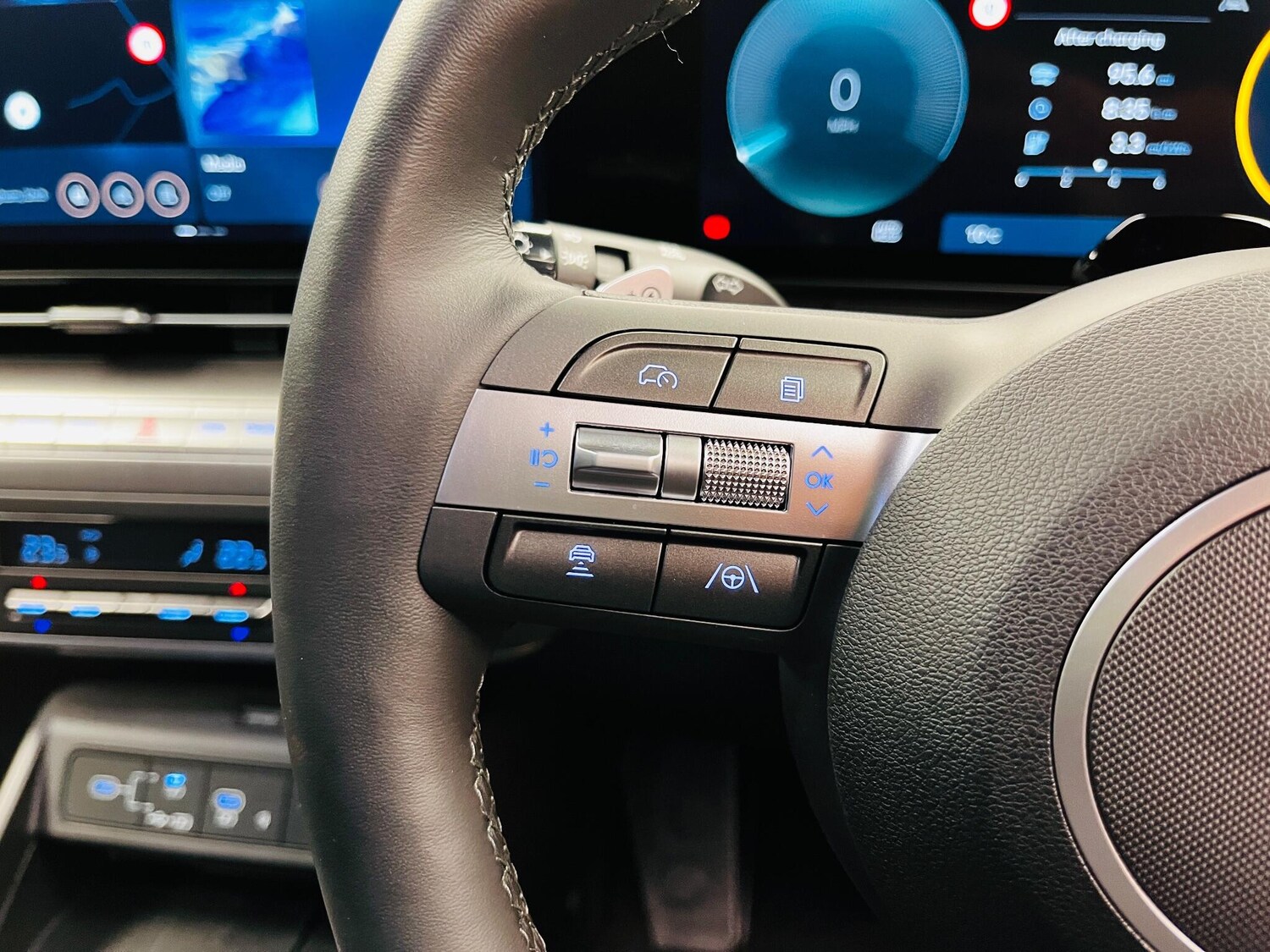 Used Hyundai KONA 2025 for sale - 77550643: Photo 35