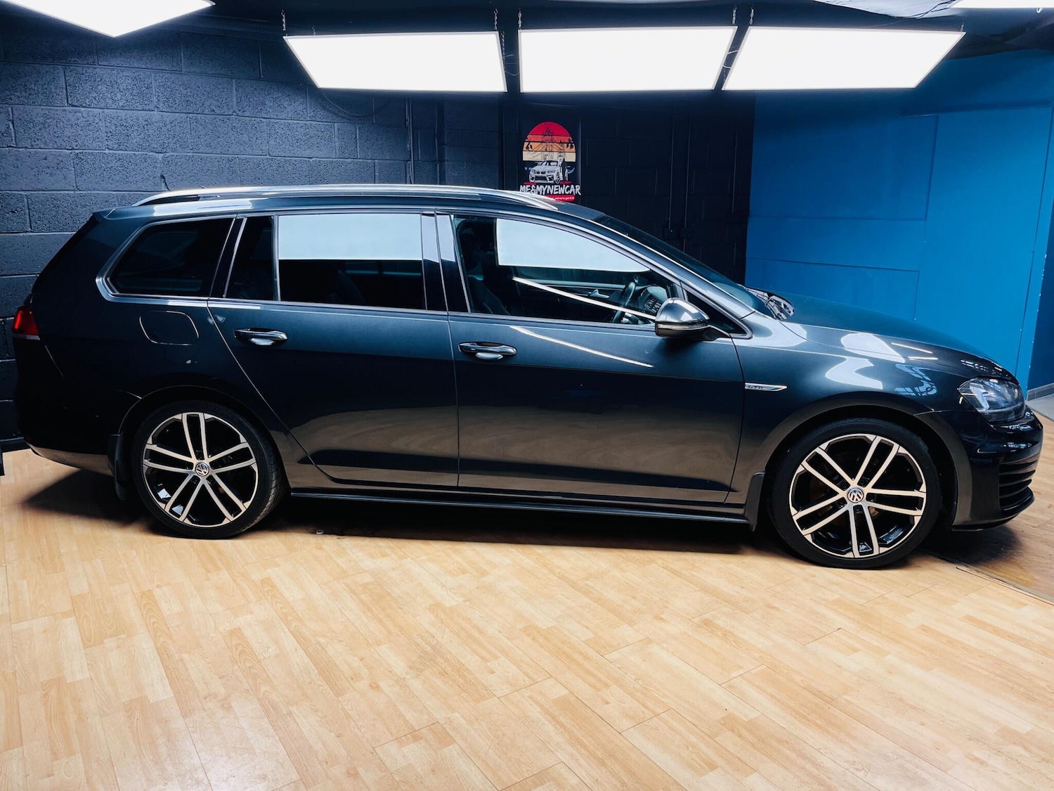 Used Volkswagen Golf 2016 for sale - 77723818: Photo 2