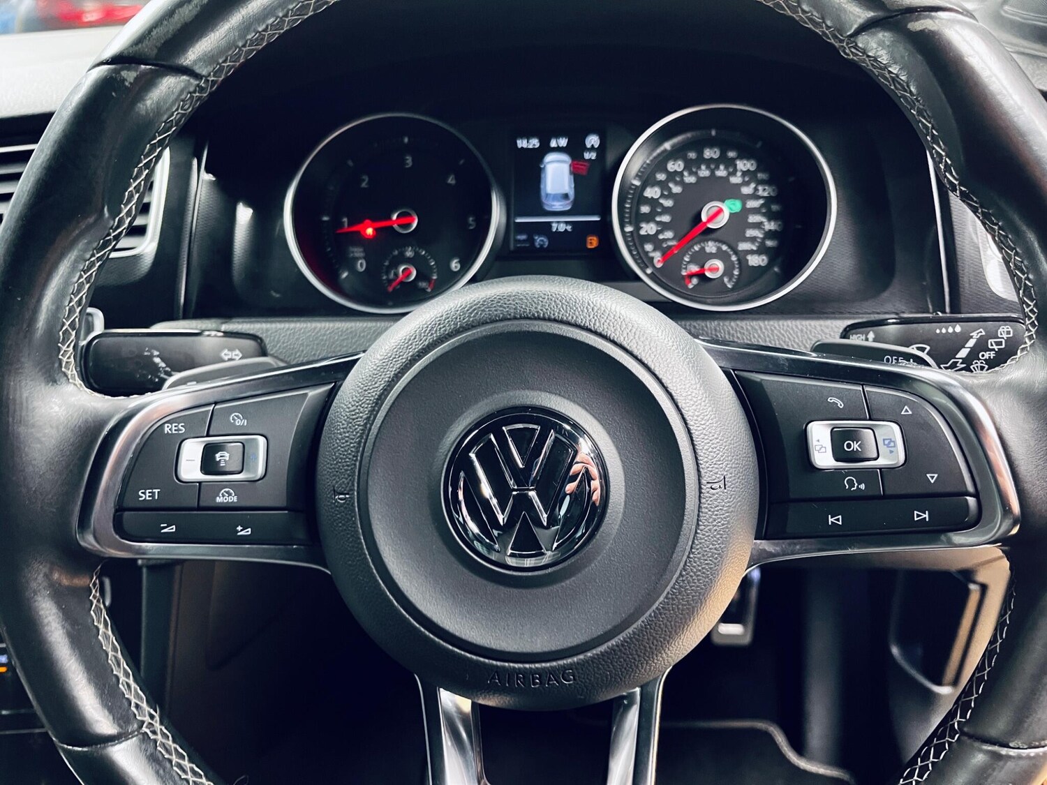 Used Volkswagen Golf 2016 for sale - 77723818: Photo 26