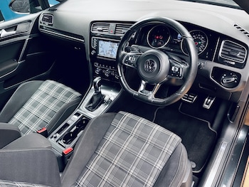 Used Volkswagen Golf 2016 for sale - 77723818: Photo