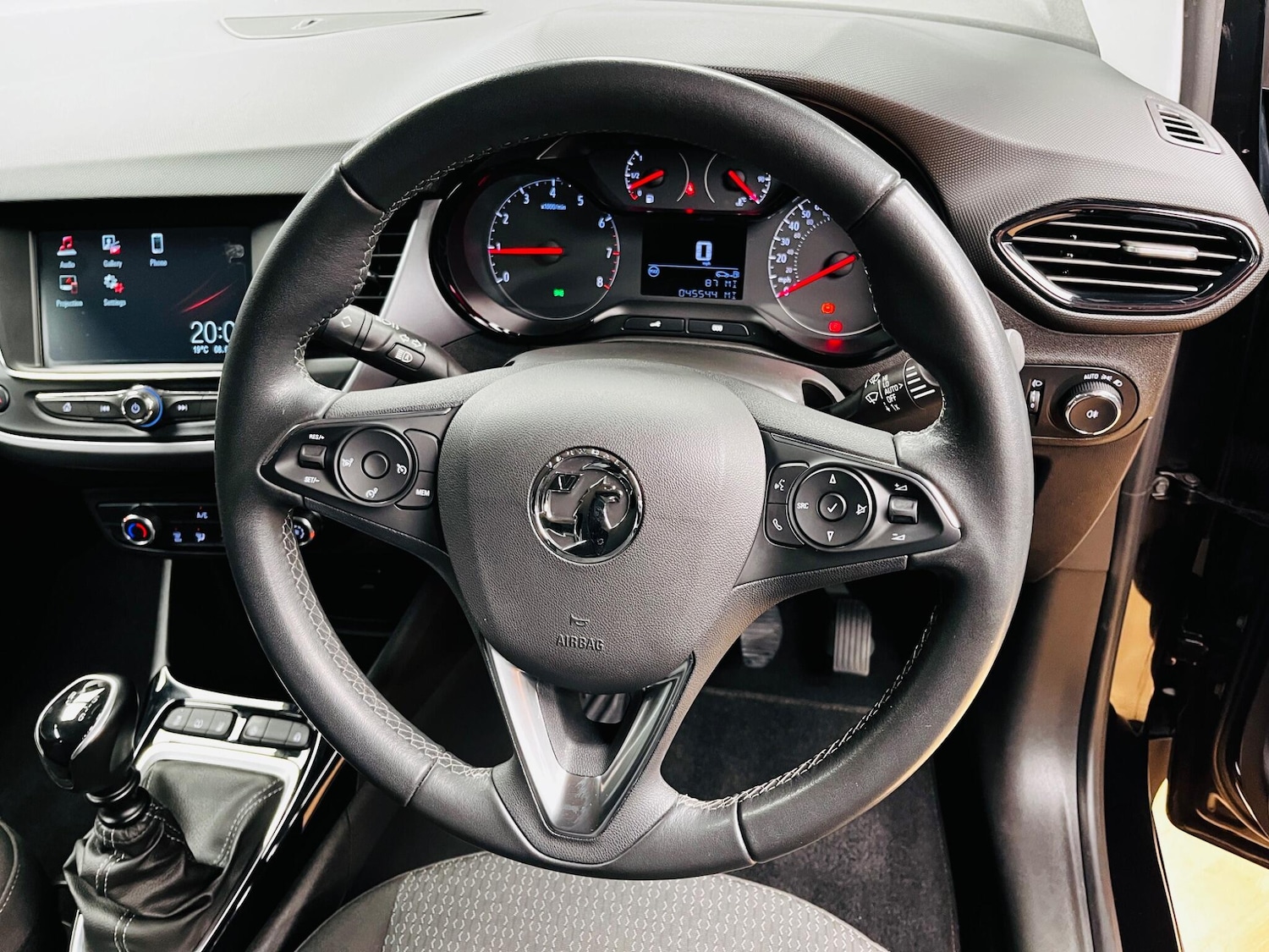 Used Vauxhall Crossland 2022 for sale - 77549657: Photo 27